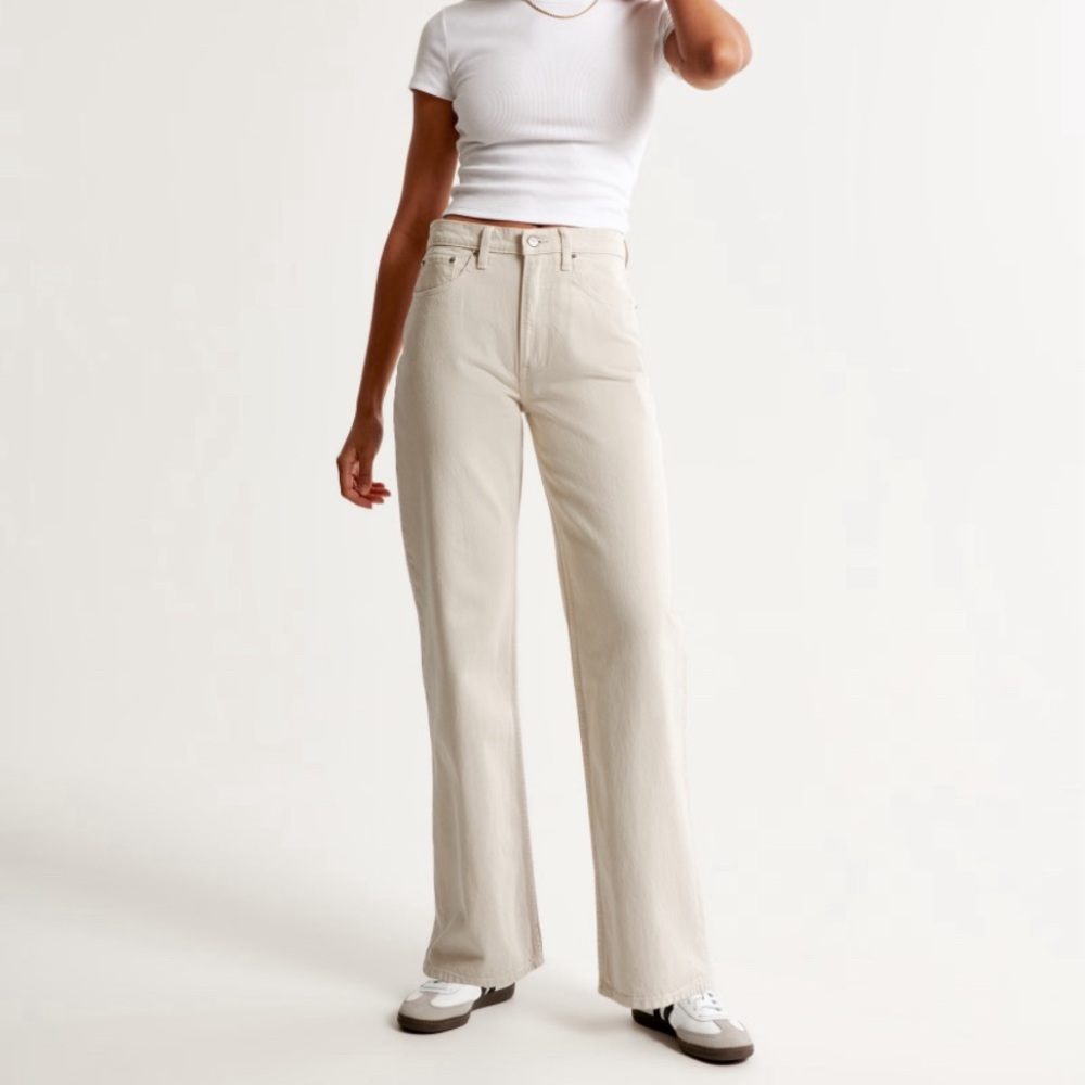 NWT Abercrombie & Fitch High Rise Loose Jean in stone size 4R